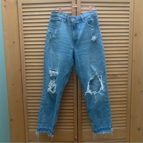 Abercrombie & Fitch High Rise Mom Jean Size 32 - Picture 1 of 6
